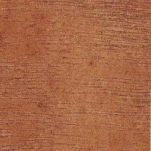 Texture de bois brun-rougeâtre avec grain visible.