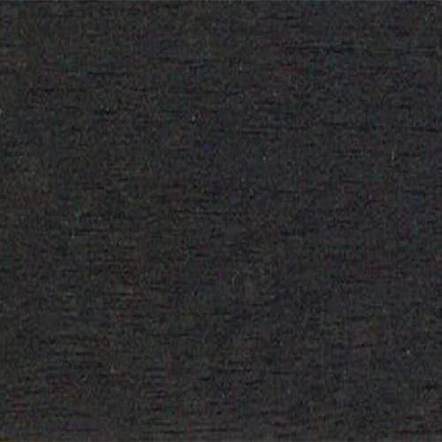 Texture de bois foncé, grain apparent, couleur noire.