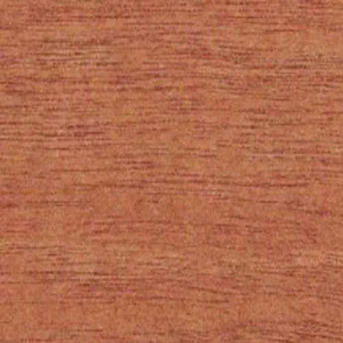 Texture de bois brun-rougeâtre avec un grain fin et horizontal.