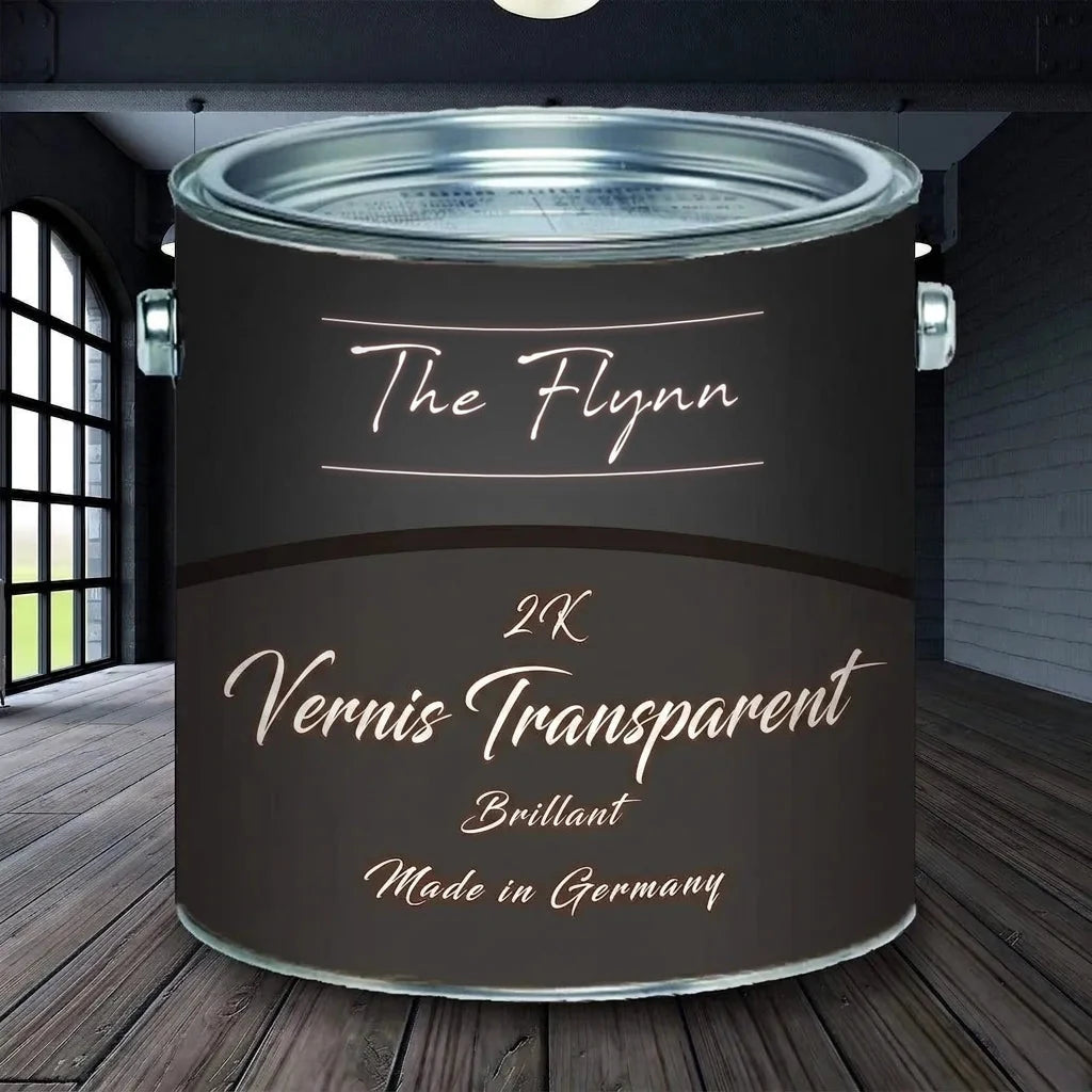 Pot de peinture The Flynn 2K Klarlack (vernis transparent) brillant, Made in Germany, dans un intérieur moderne.