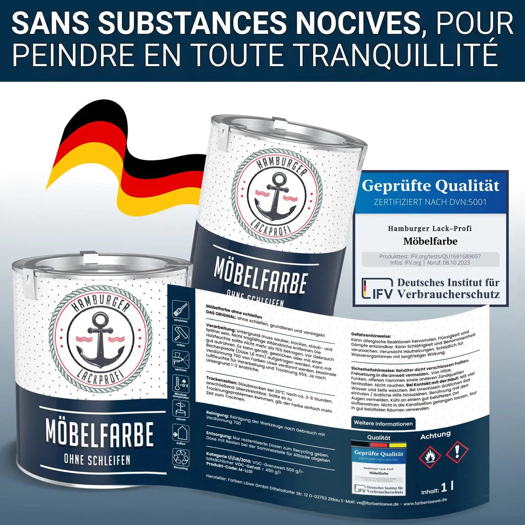 Deux pots de peinture "Möbelfarbe" de la marque "Hamburger Lack-Profi" avec drapeau allemand.