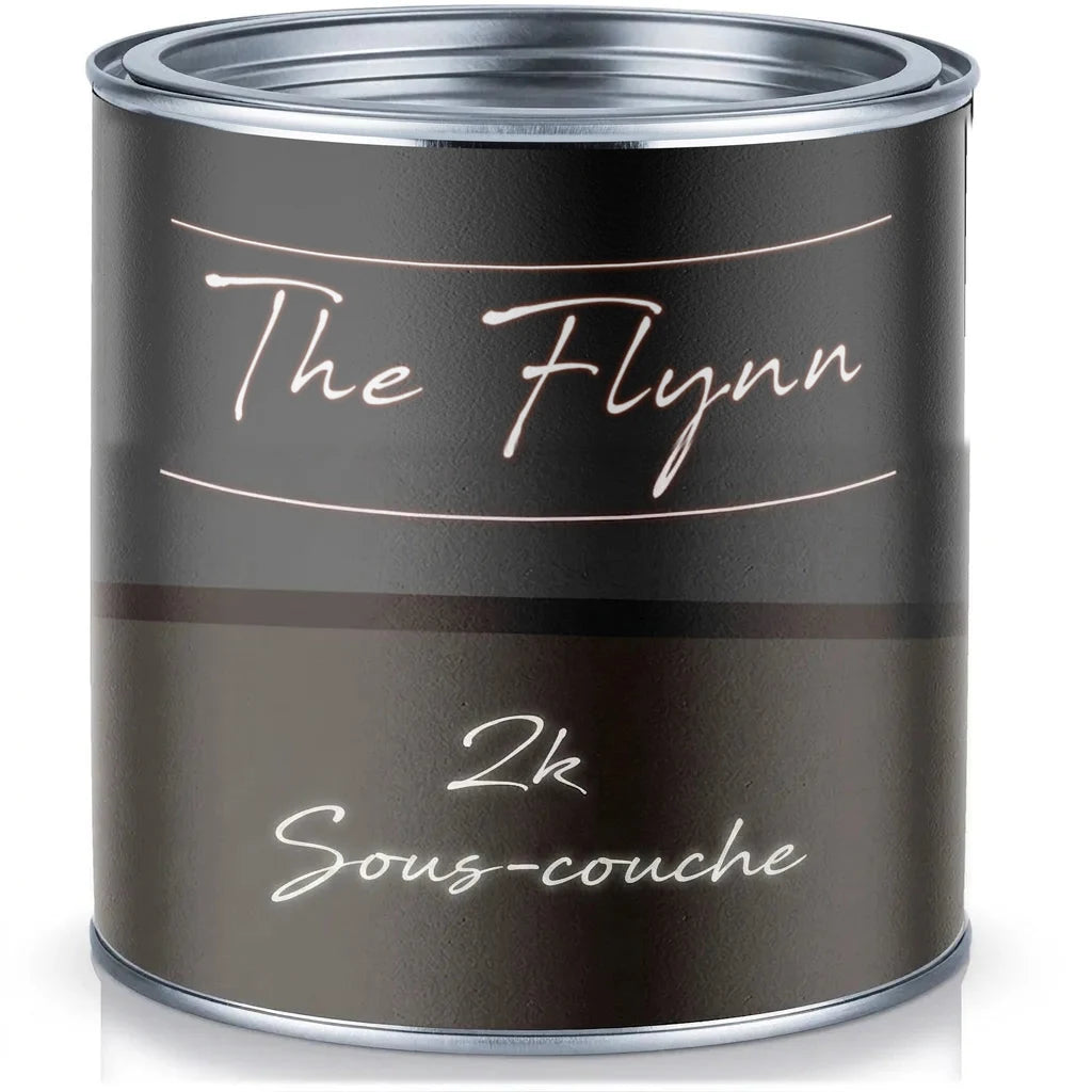Pot de peinture gris foncé 'The Flynn 2k Grundierung' avec couvercle argenté.