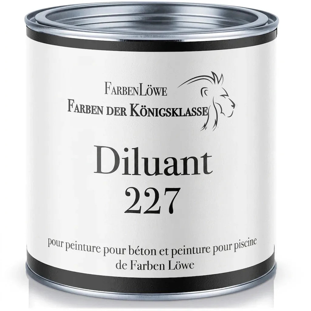 Pot de diluant Farben Löwe 227 pour peinture béton et piscine.