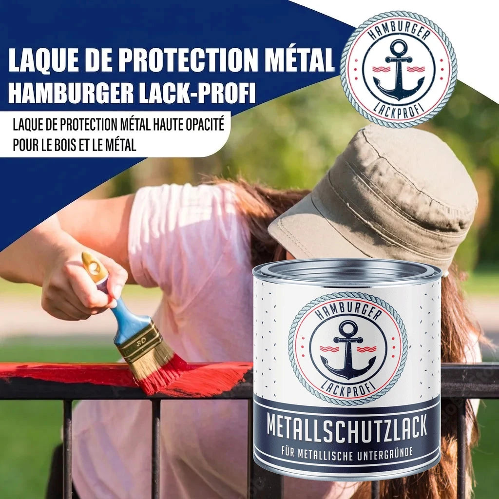 Femme peignant une balustrade rouge avec "Hamburger Lack-Profi Metallschutzlack".